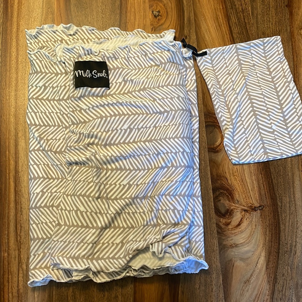 Milk snob herringbone wrap